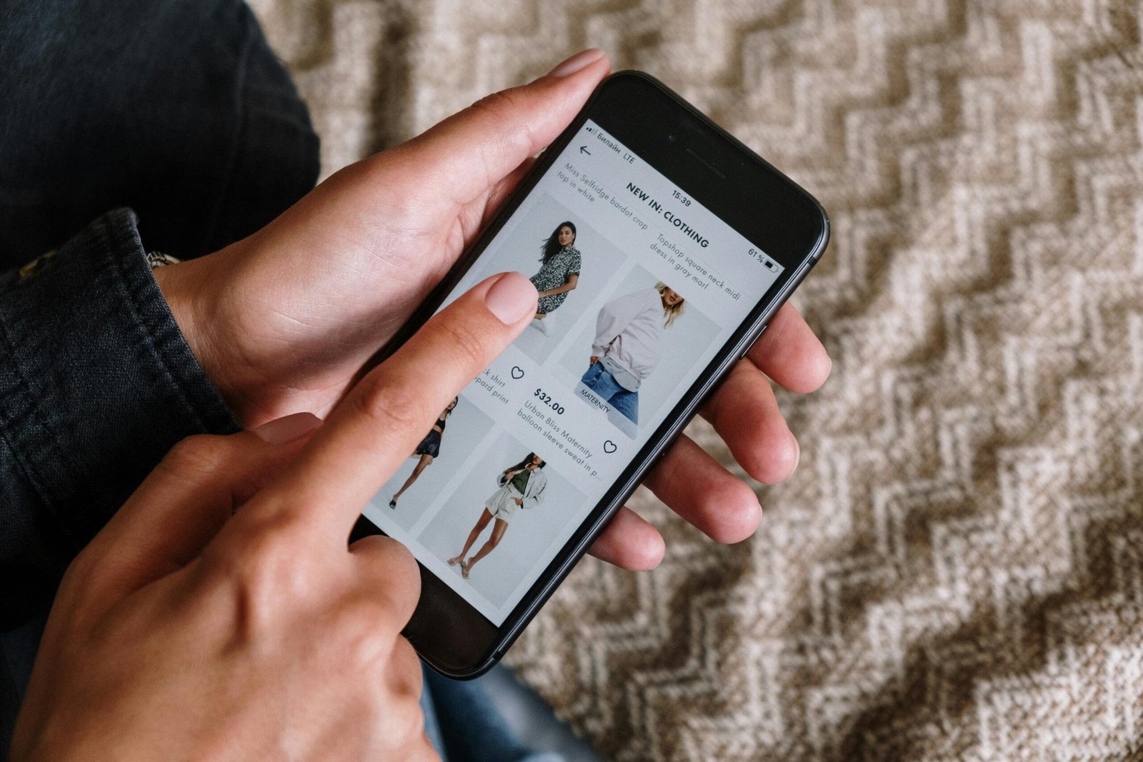 How to Launch a Successful E-Commerce Store