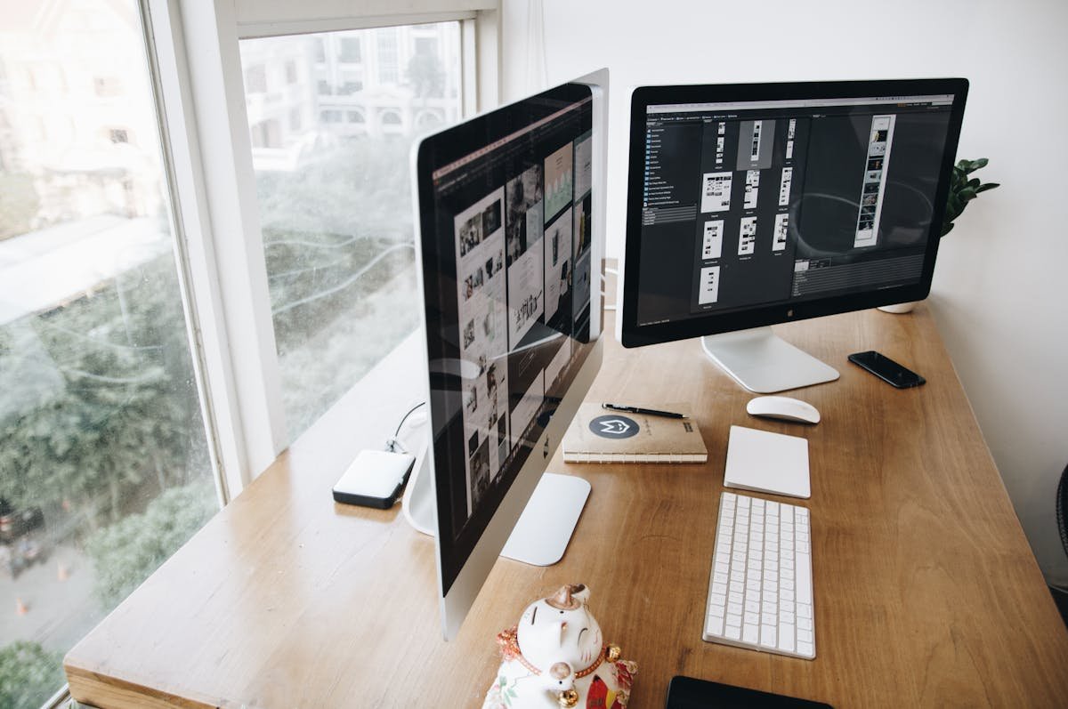Ecommerce Store Inspiration Designs We Love and Sites with Awesome Functionality