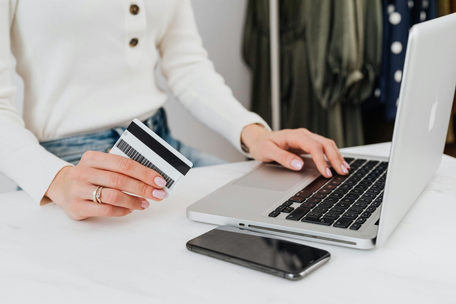 How to Find Winning Products for Your Dropshipping Store